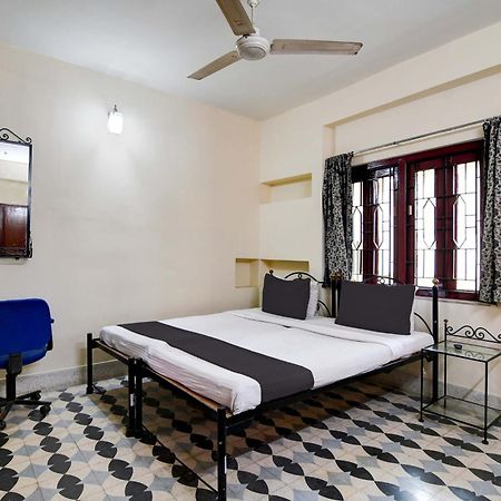 Oyo Simplex Guest House Behala Calcutá Exterior foto