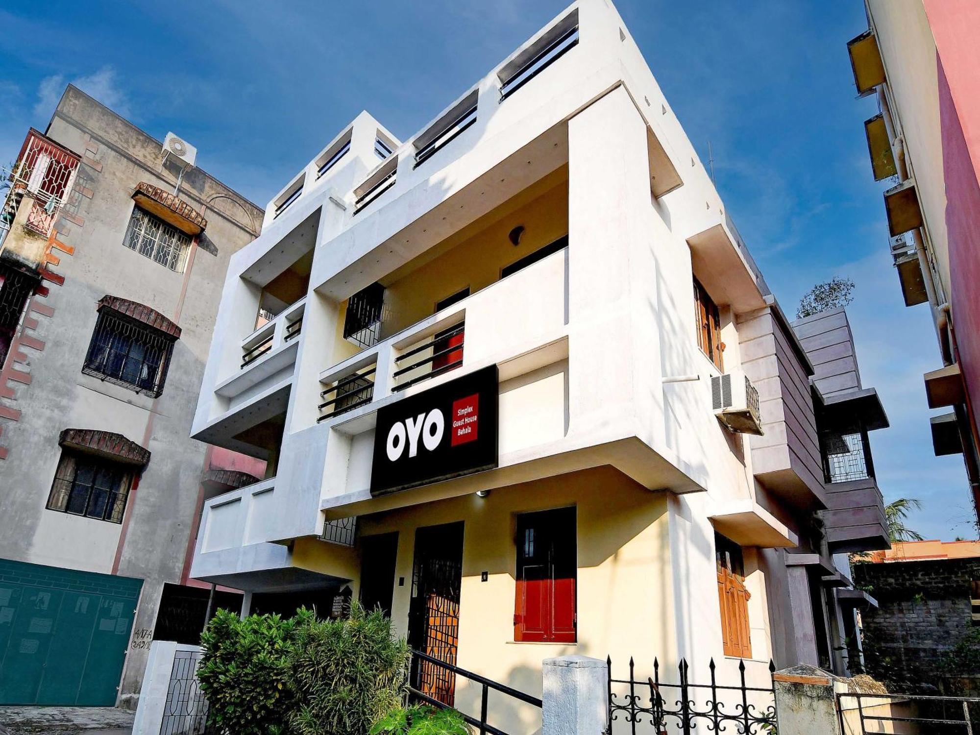 Oyo Simplex Guest House Behala Calcutá Exterior foto