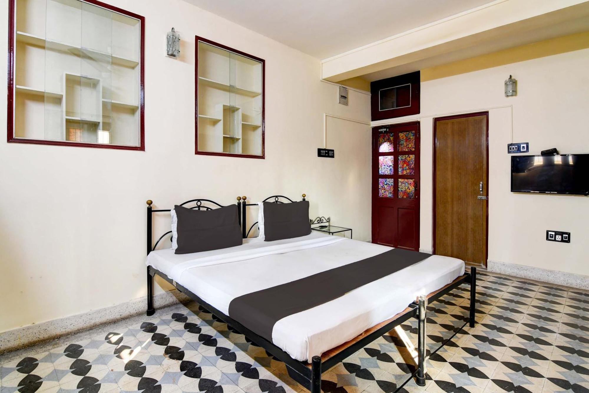 Oyo Simplex Guest House Behala Calcutá Exterior foto
